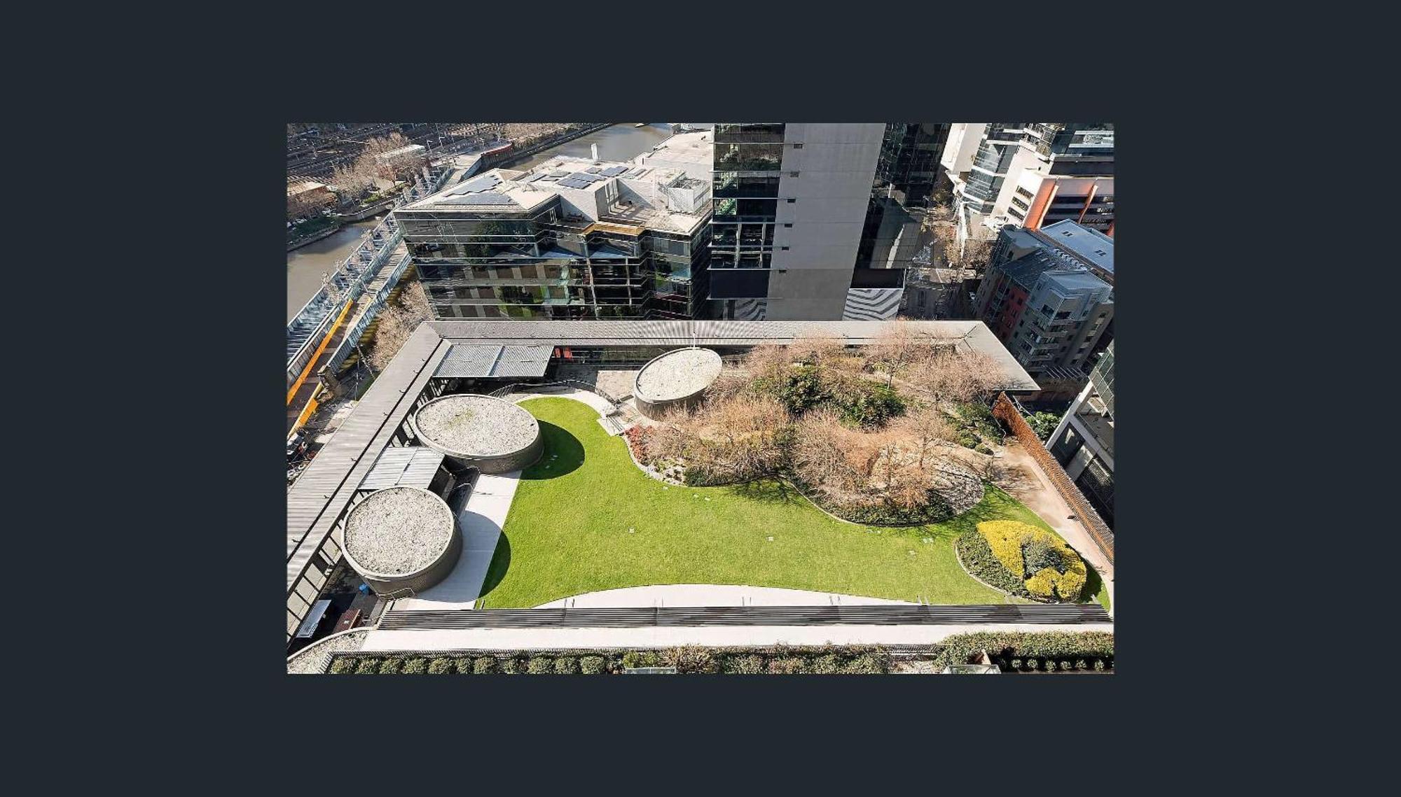 Luxury Designer Suite In Most Prestigious Location In メルボルン エクステリア 写真
